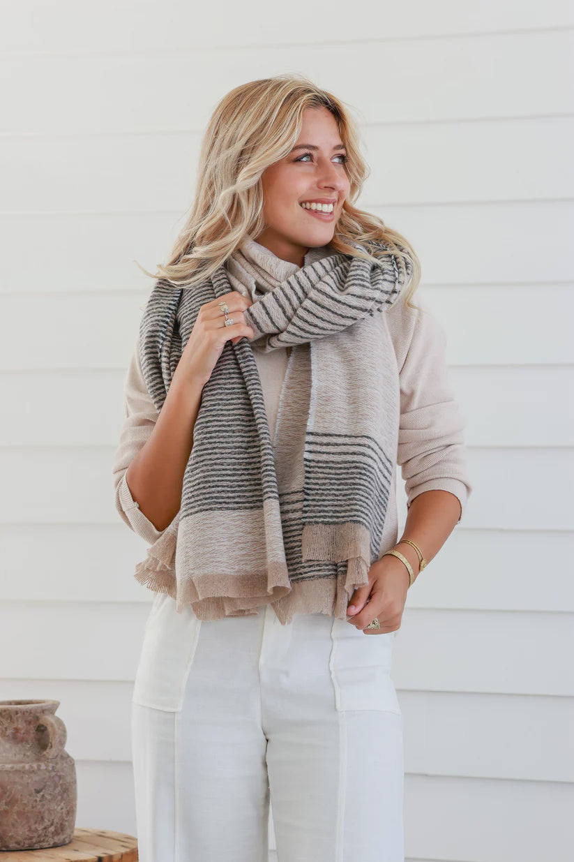 Luxe Scarf - Soft Grey