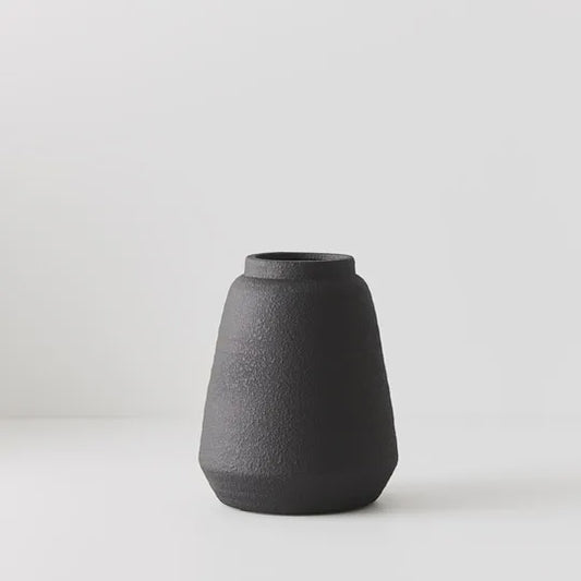 Kata Vase